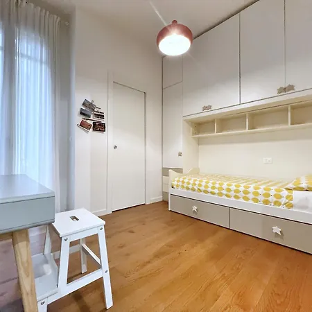 Ur-nest Dotti Bolonia